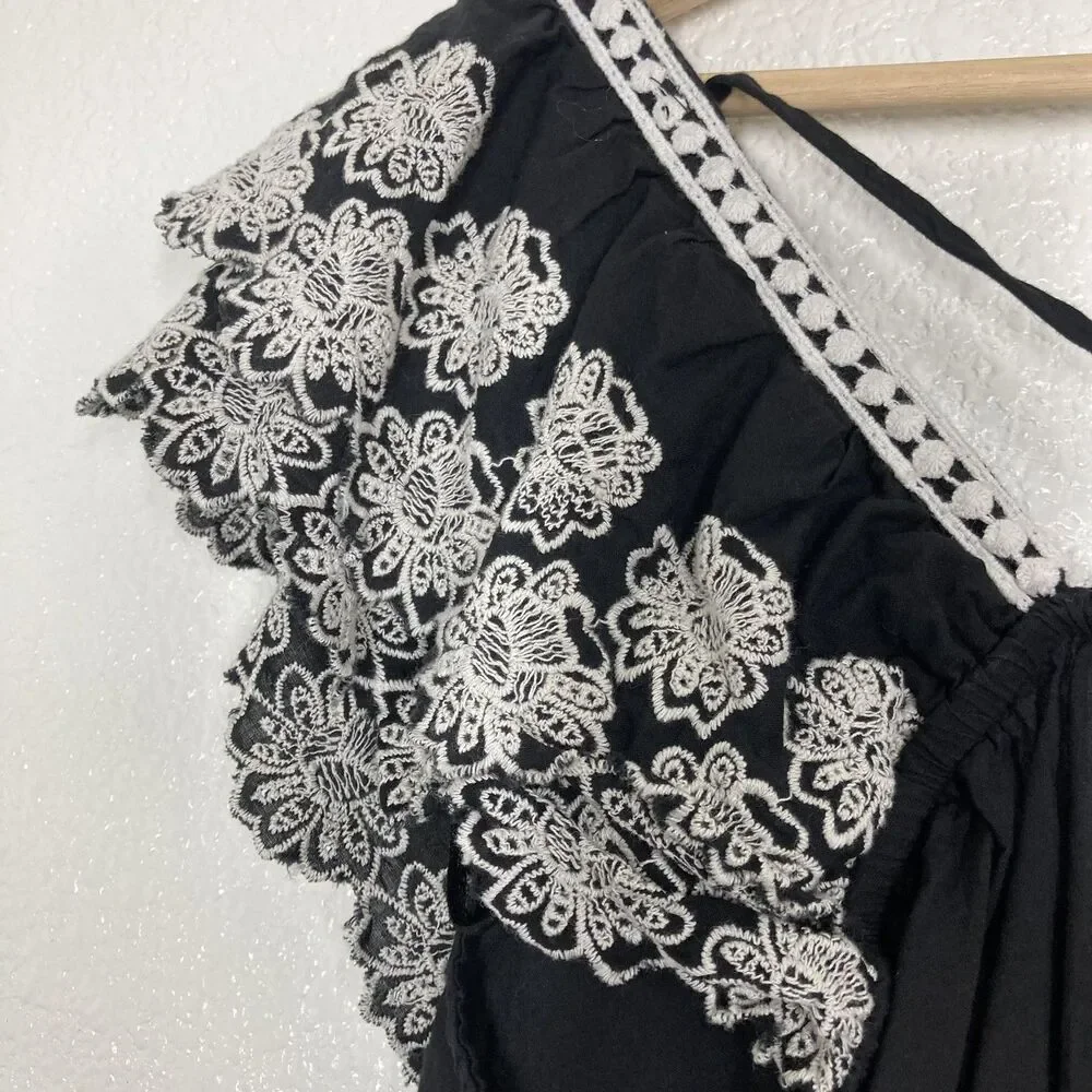 Monograph Anthropologie Blouse XL Black Embroidered Floral Ruffle Crop Top Boho - Picture 13 of 15